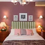 أريلا البوتيكي 3* تيرانا